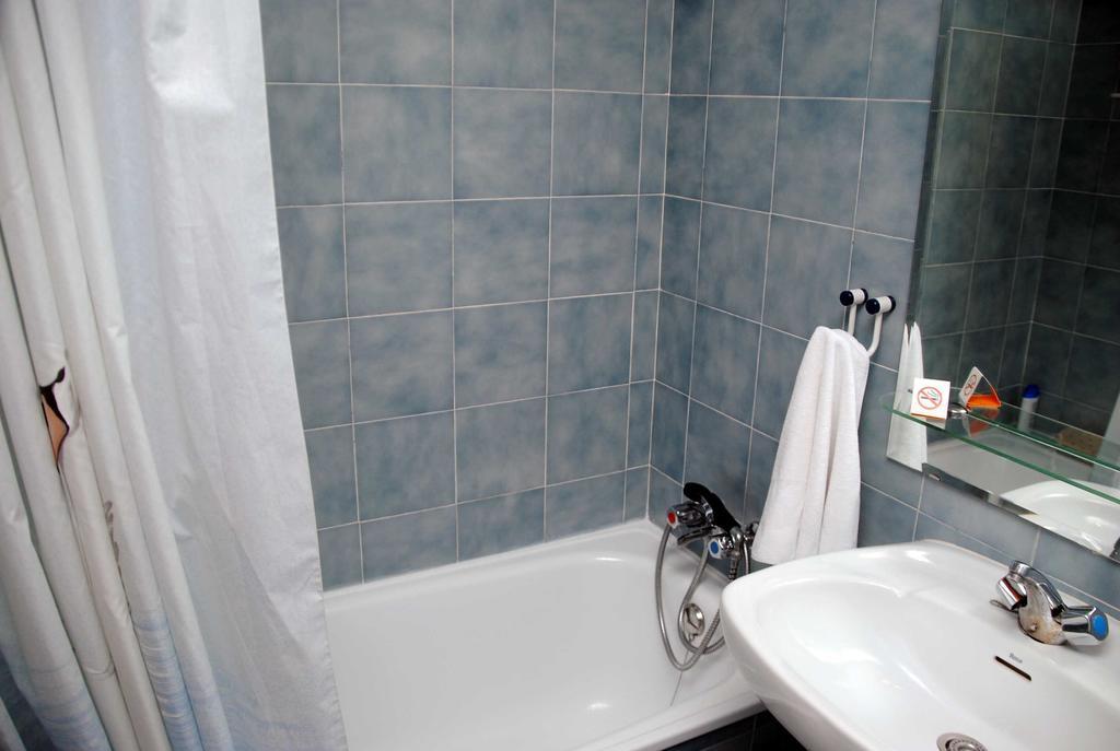 Valencia Centro Wifi Apartment Room photo